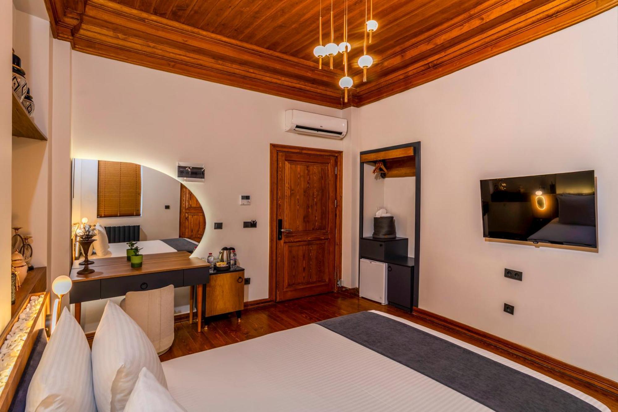 Elmira Pera Hotel & Spa - Special Class Стамбул Екстер'єр фото